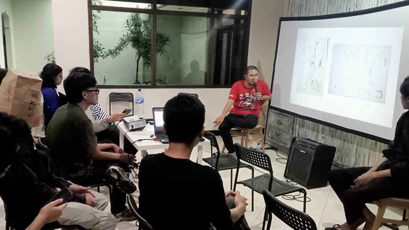 Widi Susanto sebagai pembicara dan Zaid sebagai MC dari ONTAKERIPUT COMICS